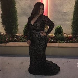 Custom Black Long Sleeve Prom Gown